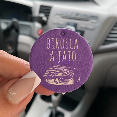 cheirinho-para-carro-2 cheirinho-para-carro-2